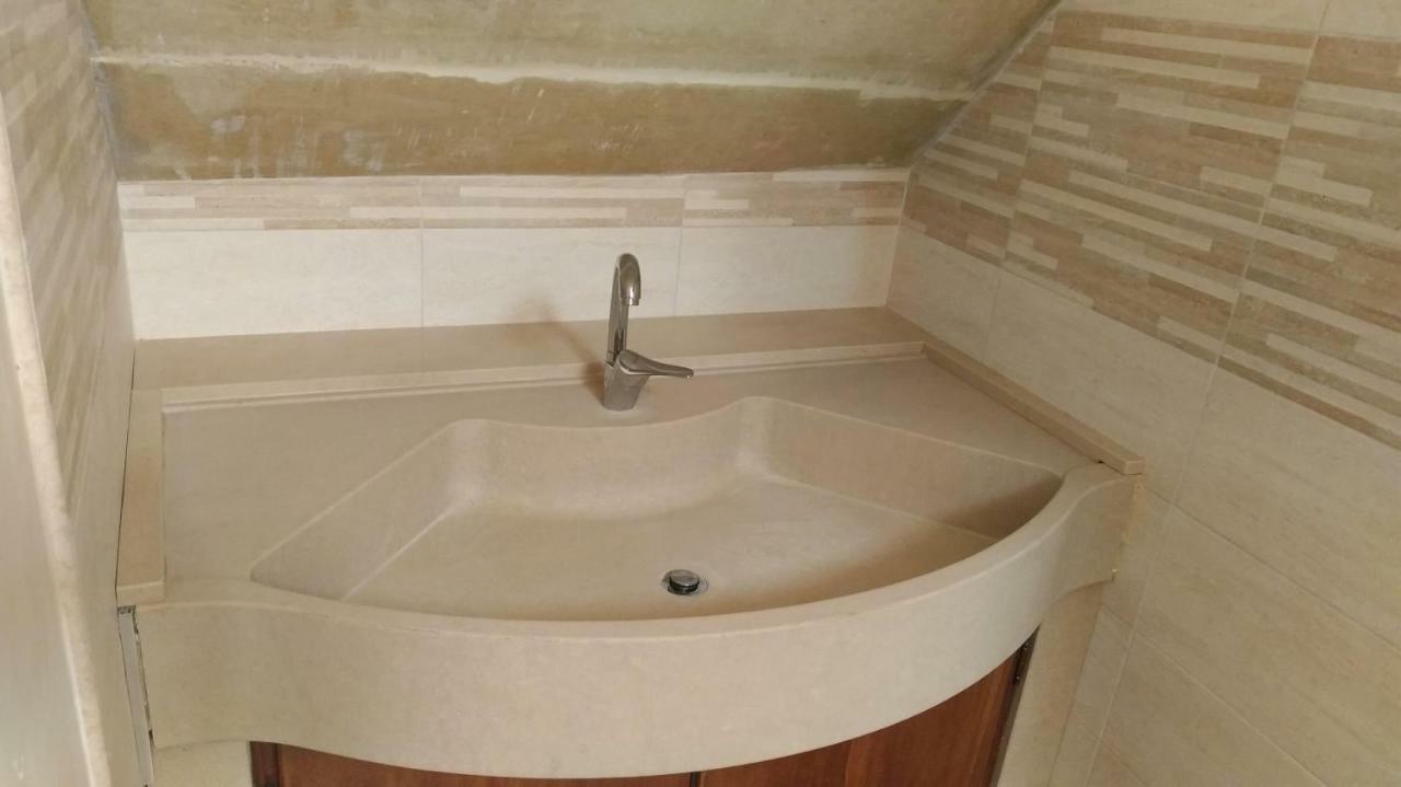 La Terrazza Sul Castello Διαμέρισμα Palmariggi Εξωτερικό φωτογραφία